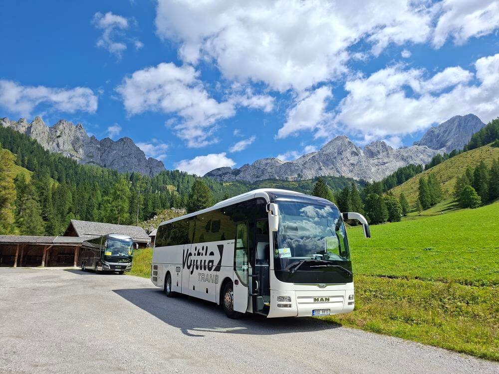 Vojtila Trans autobus na zájezdu u hor